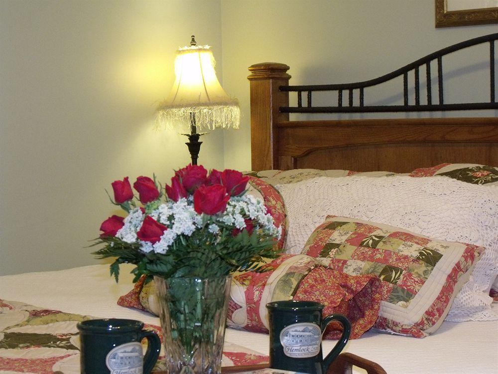 Hemlock Inn Blowing Rock Exterior foto