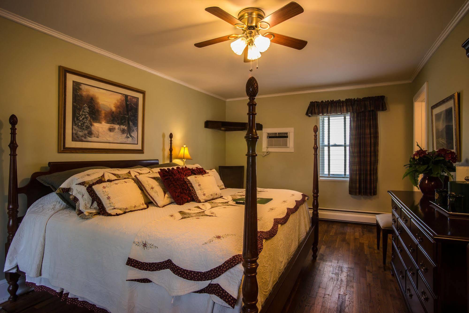 Hemlock Inn Blowing Rock Exterior foto